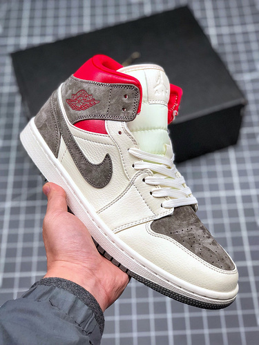 Sneakersnstuff X Air Jordan 1 Mid White/Grey/Red 15