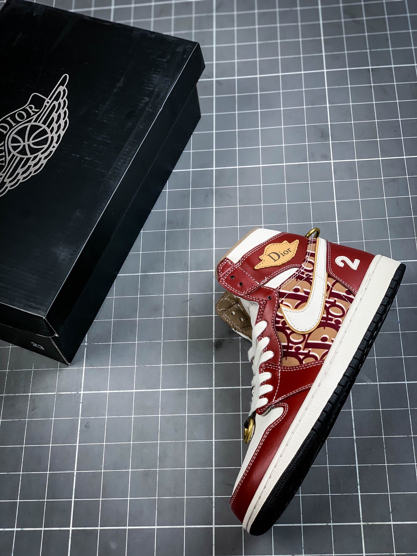 Di*Or X Air Jordan 1 Mid White/Wine Red 5