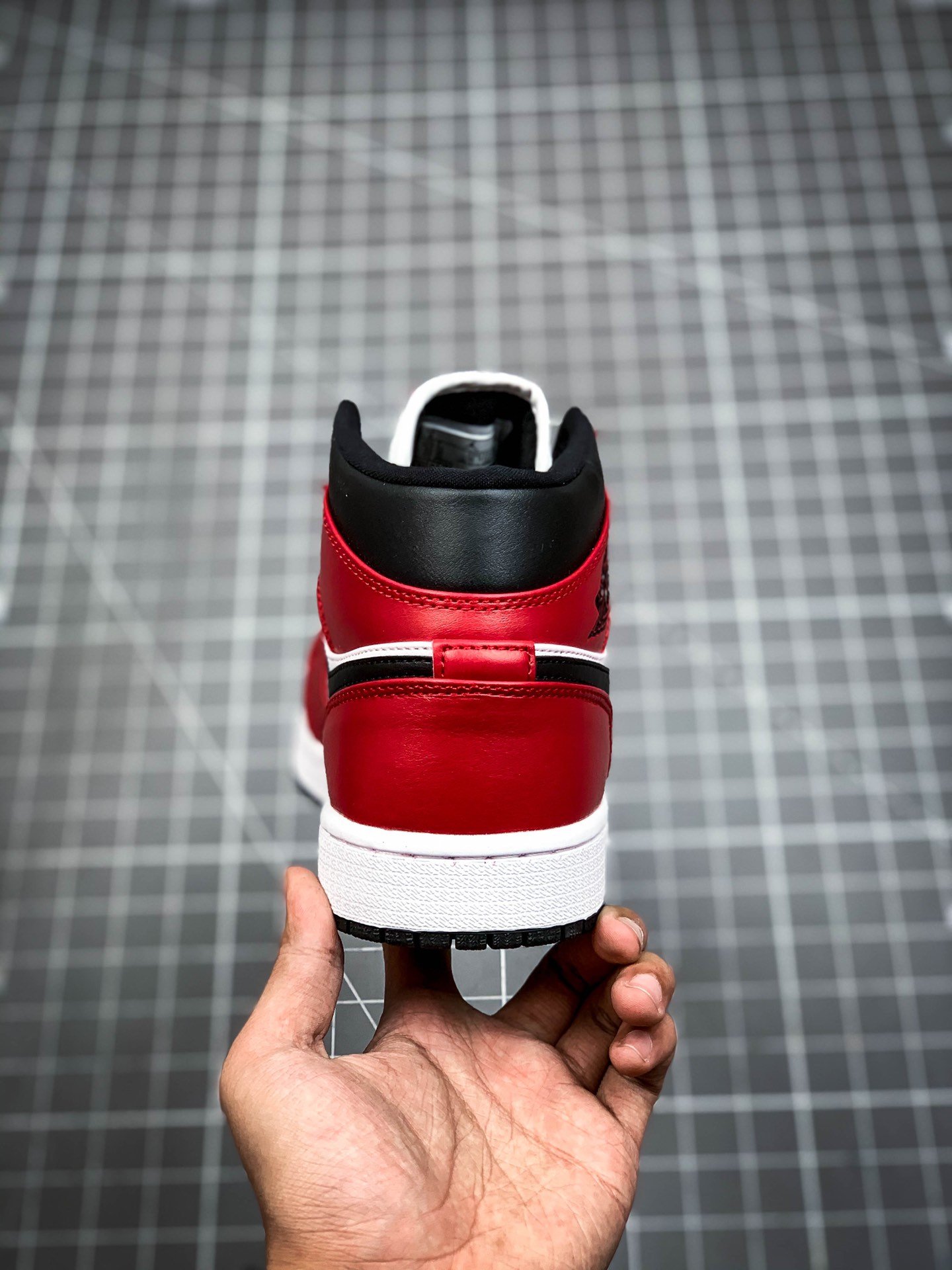 Air Jordan 1 Mid Chicago Toe Black/Gym Red-White 15