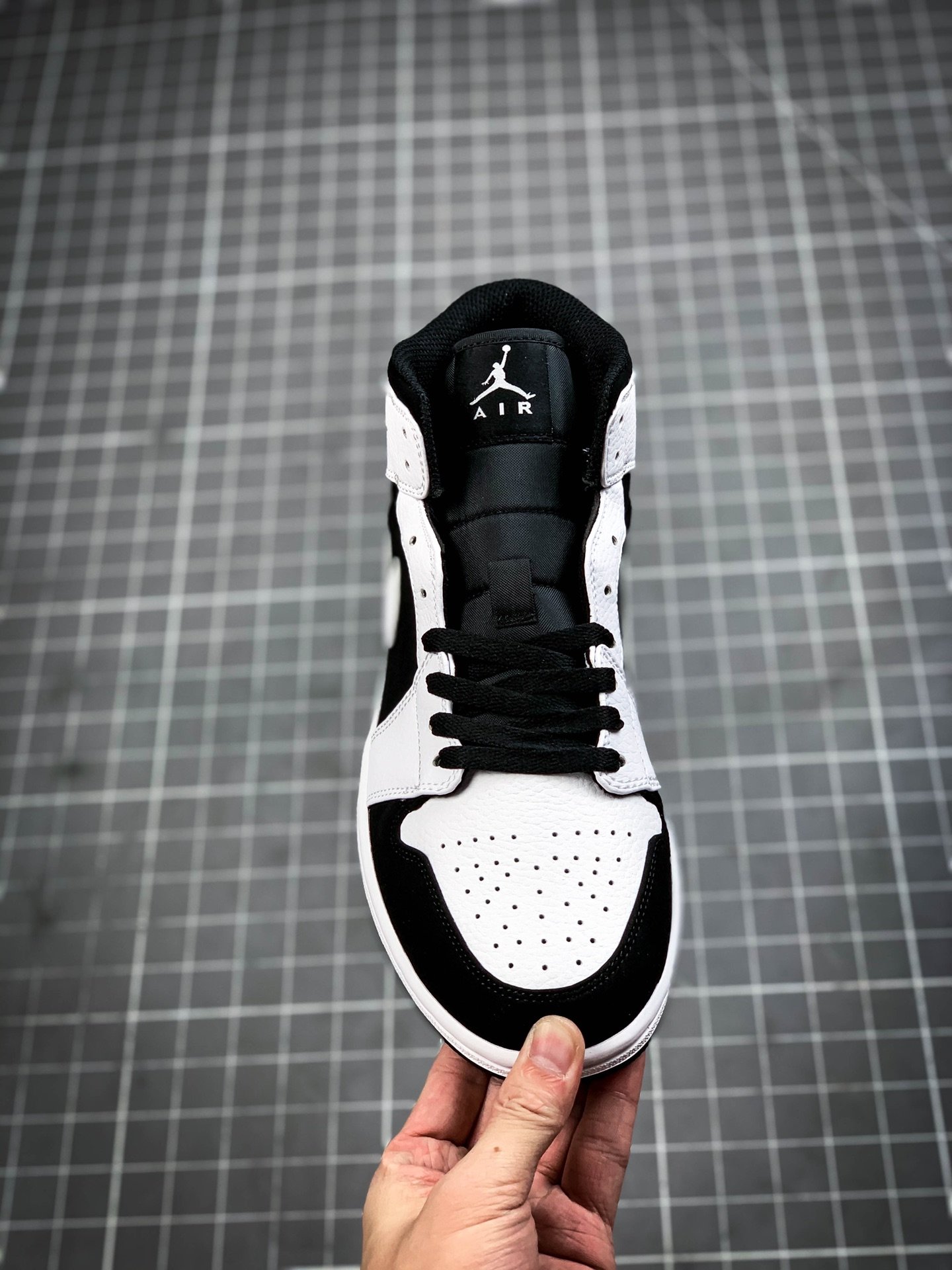 Air Jordan 1 Mid White/Black-White 15