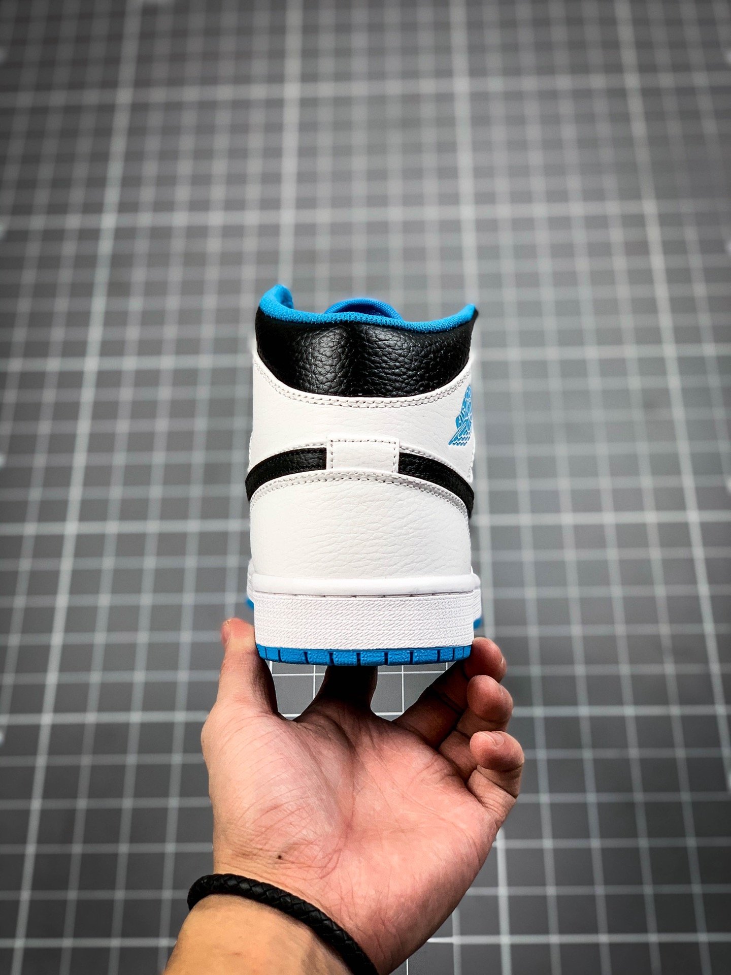 Air Jordan 1 Mid Laser Blue/White/Black 3