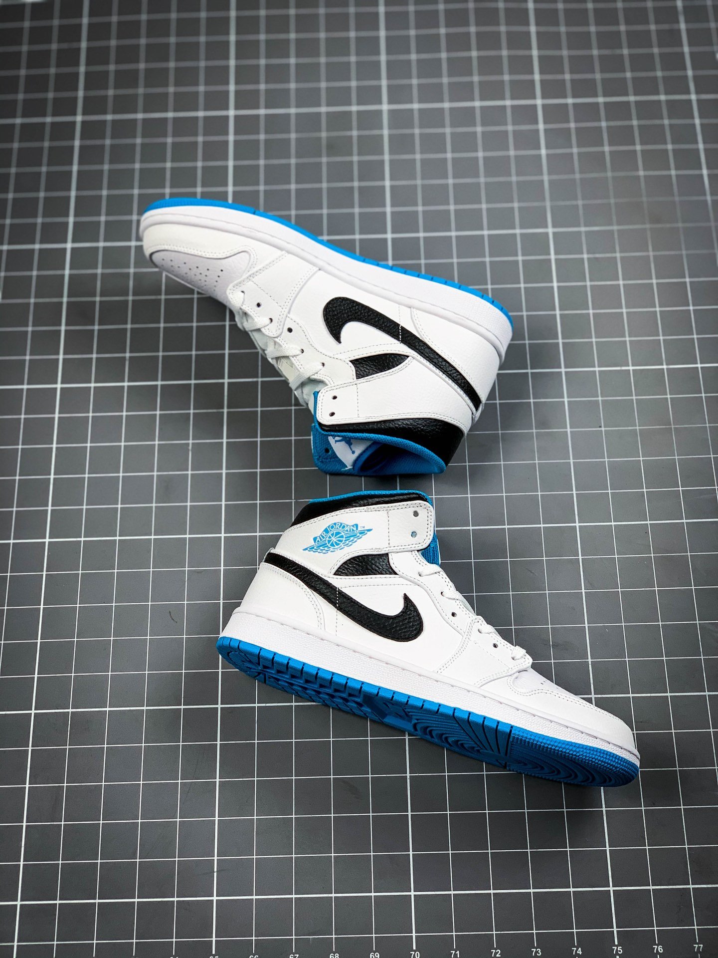 Air Jordan 1 Mid Laser Blue/White/Black 9