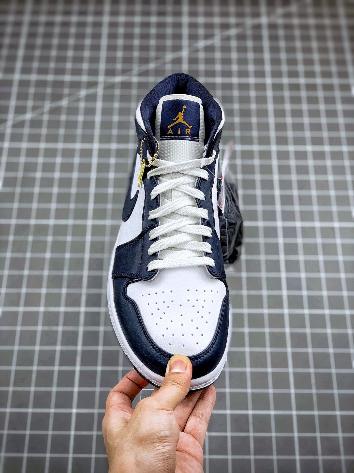 Original Quality Air Jordan 1 Mid White/Metallic Gold-Obsidian 9