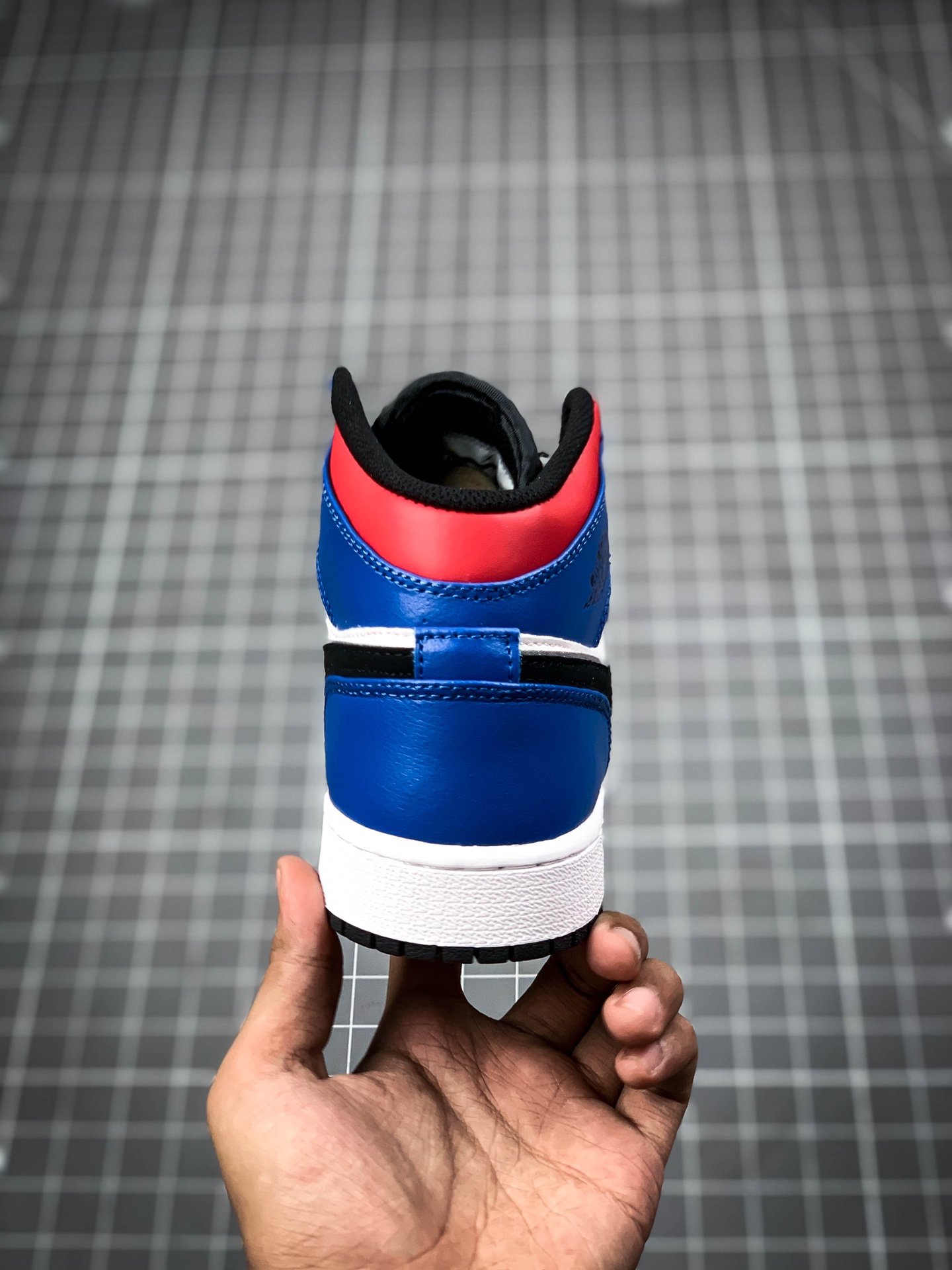 Air Jordan 1 Mid Gs White/Black-Hyper Royal-University Red 13