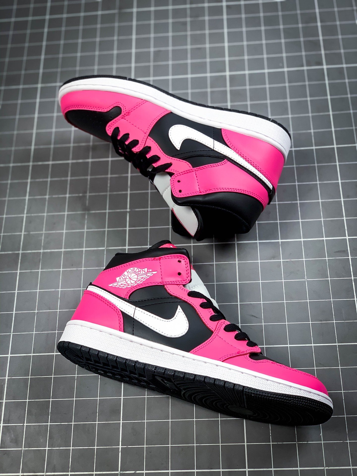 Air Jordan 1 Mid Gs Pinksicle Black/White-Pink 5