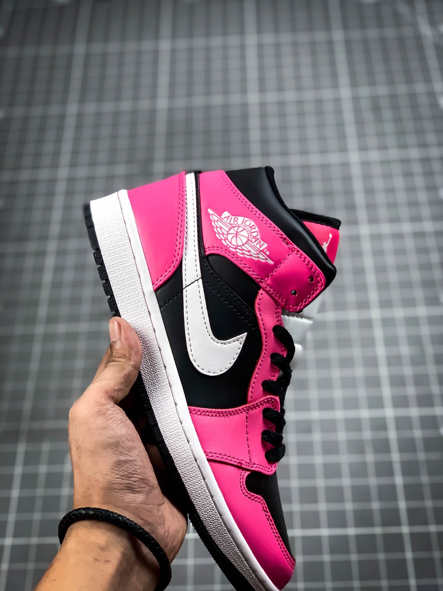 Air Jordan 1 Mid Gs Pinksicle Black/White-Pink 15