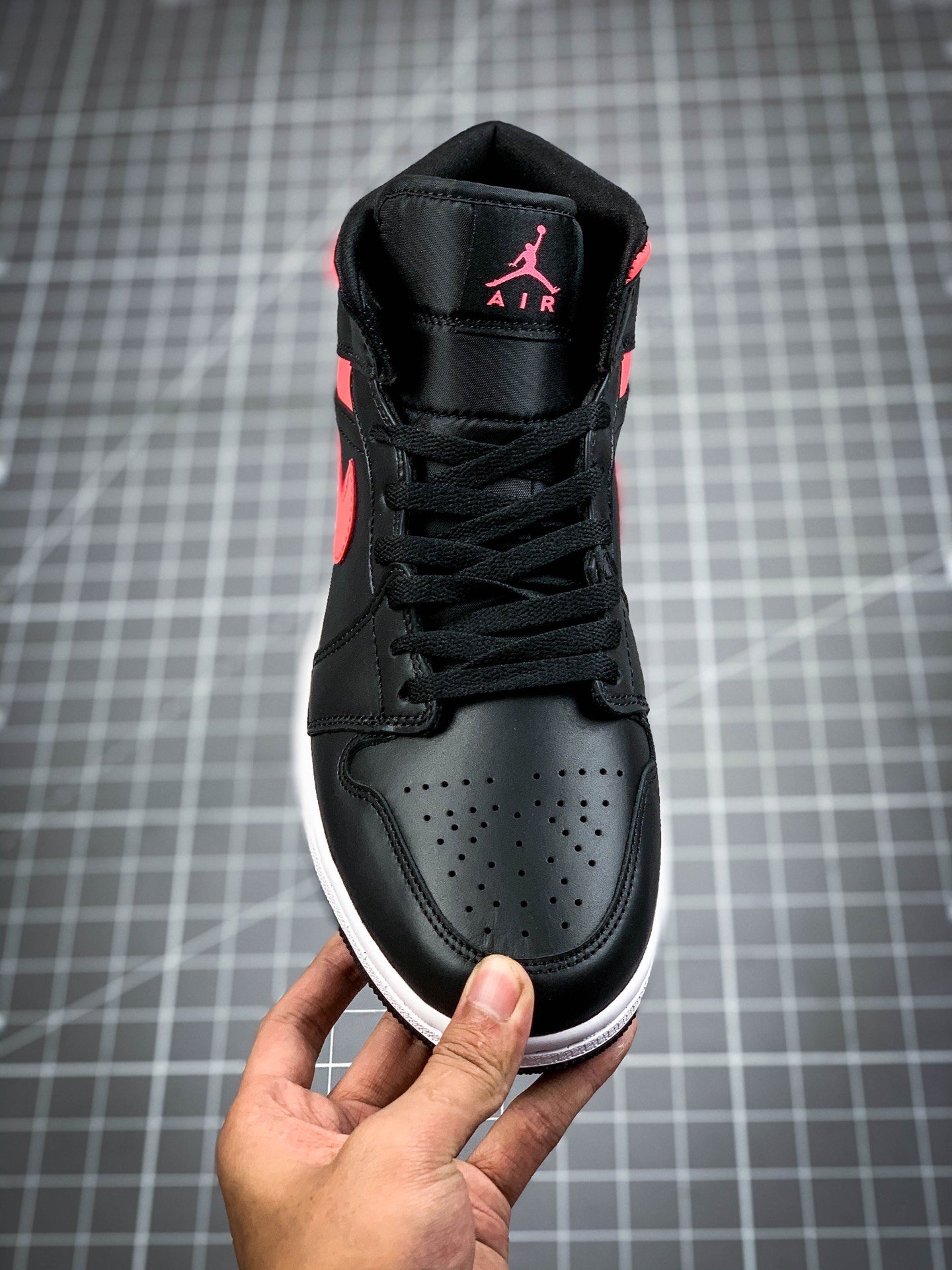 Air Jordan 1 Mid Black/Siren Red-White 11