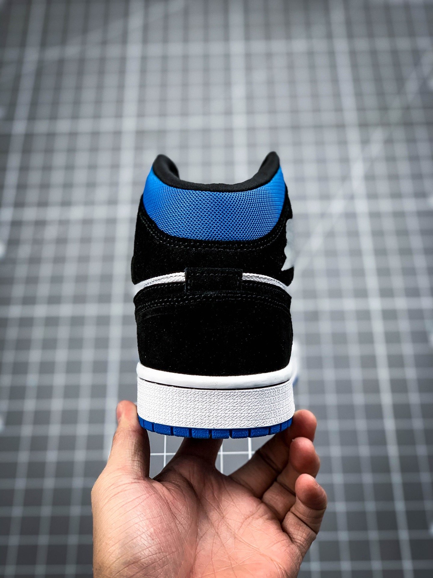 Air Jordan 1 Mid Royal Mesh Collars Black/White/Blue 17