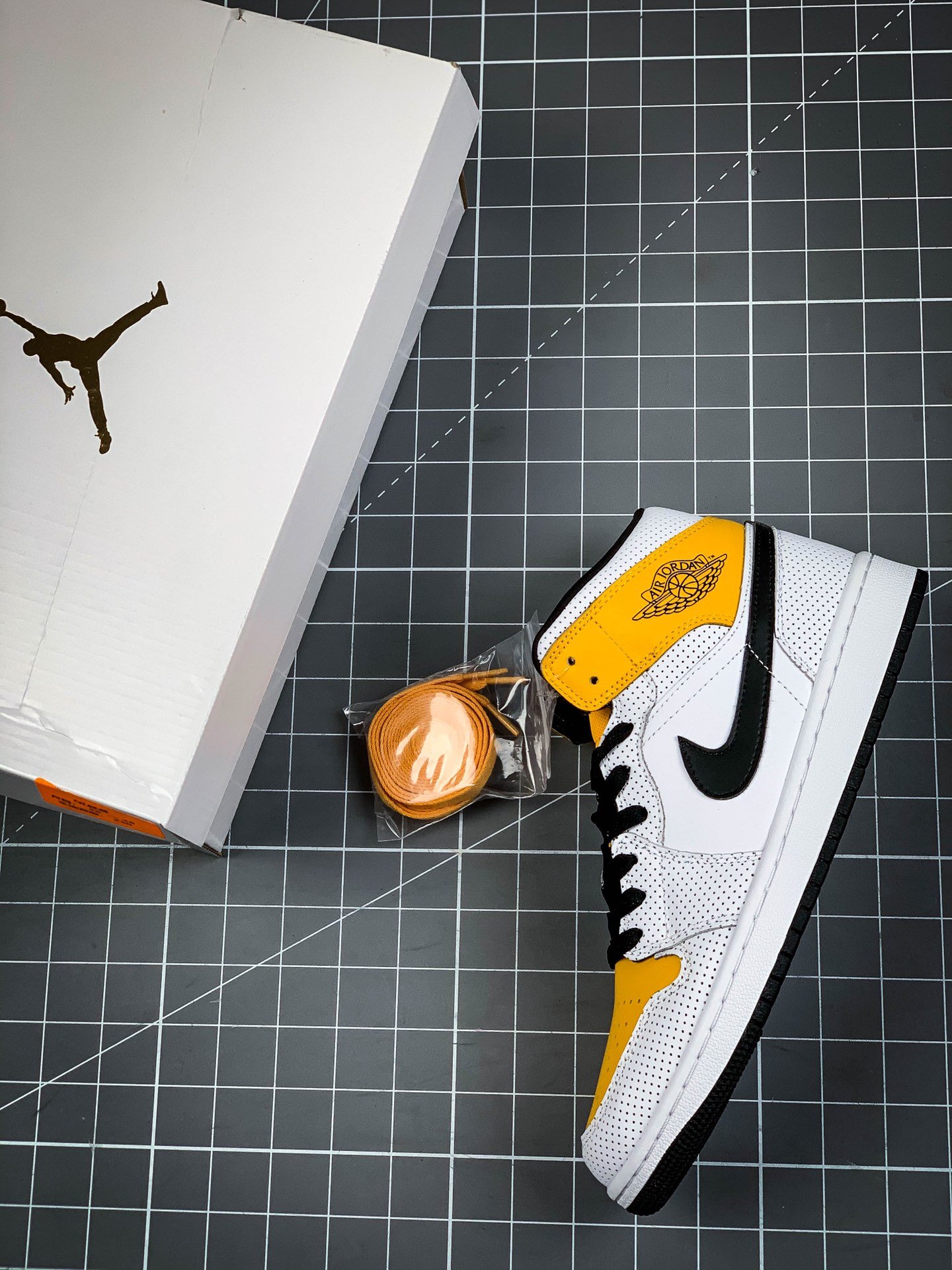 Air Jordan 1 Mid Perforated White/Black-University Gold 7