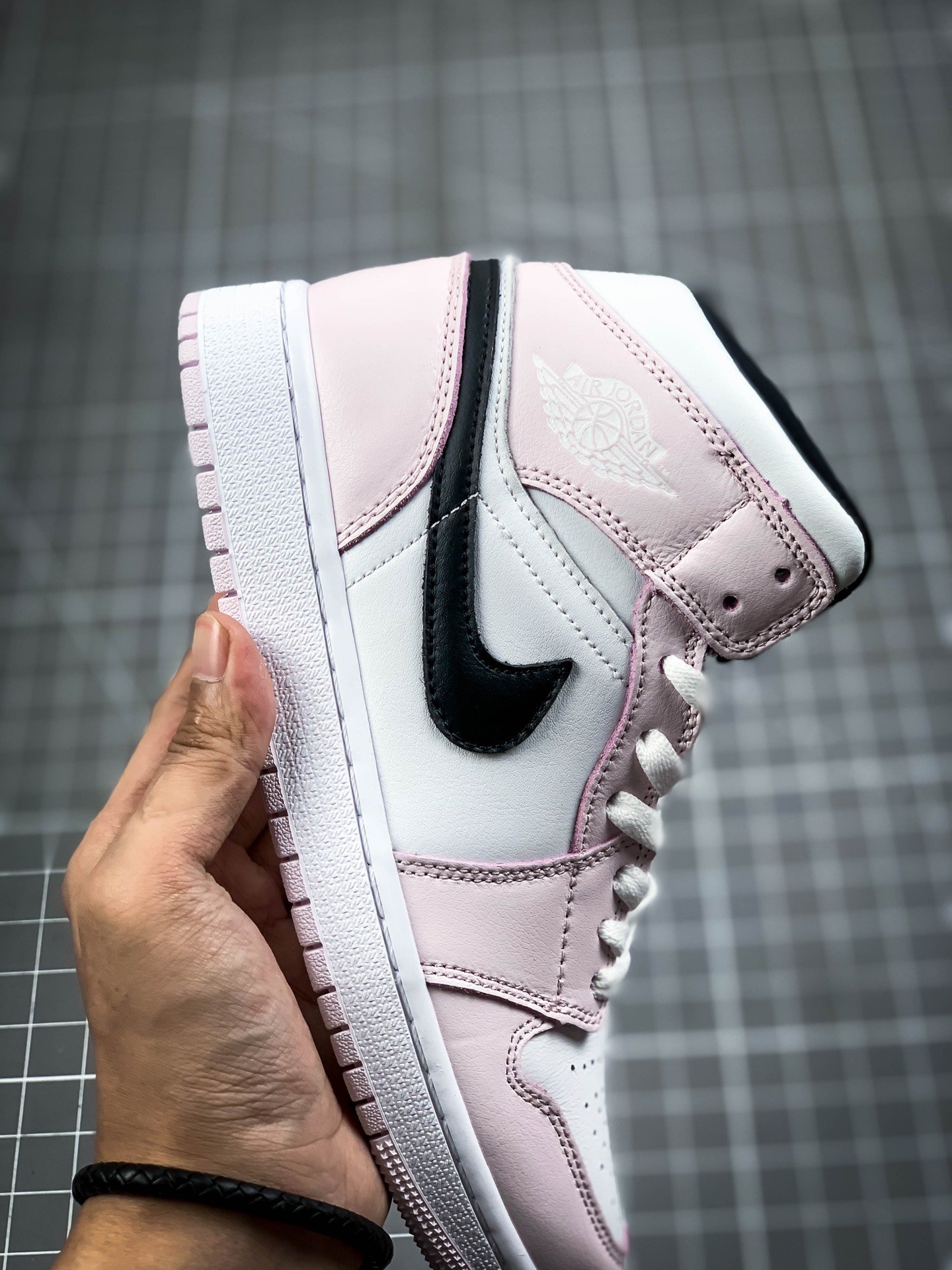 Air Jordan 1 Mid Barely Rose/White/Black 13