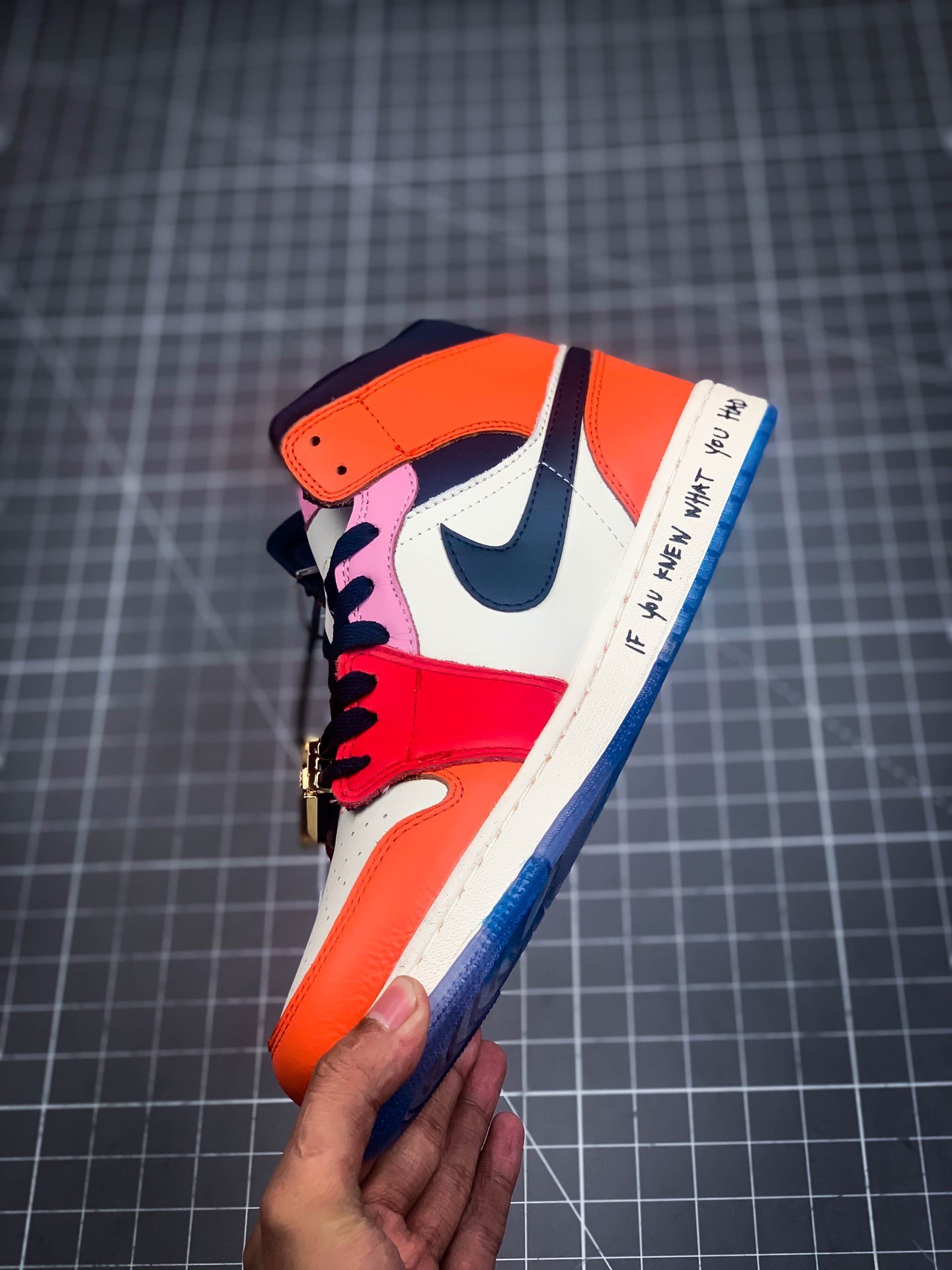 Air Jordan 1 Mid Se Fearless Melody Ehsani White/Orange 17