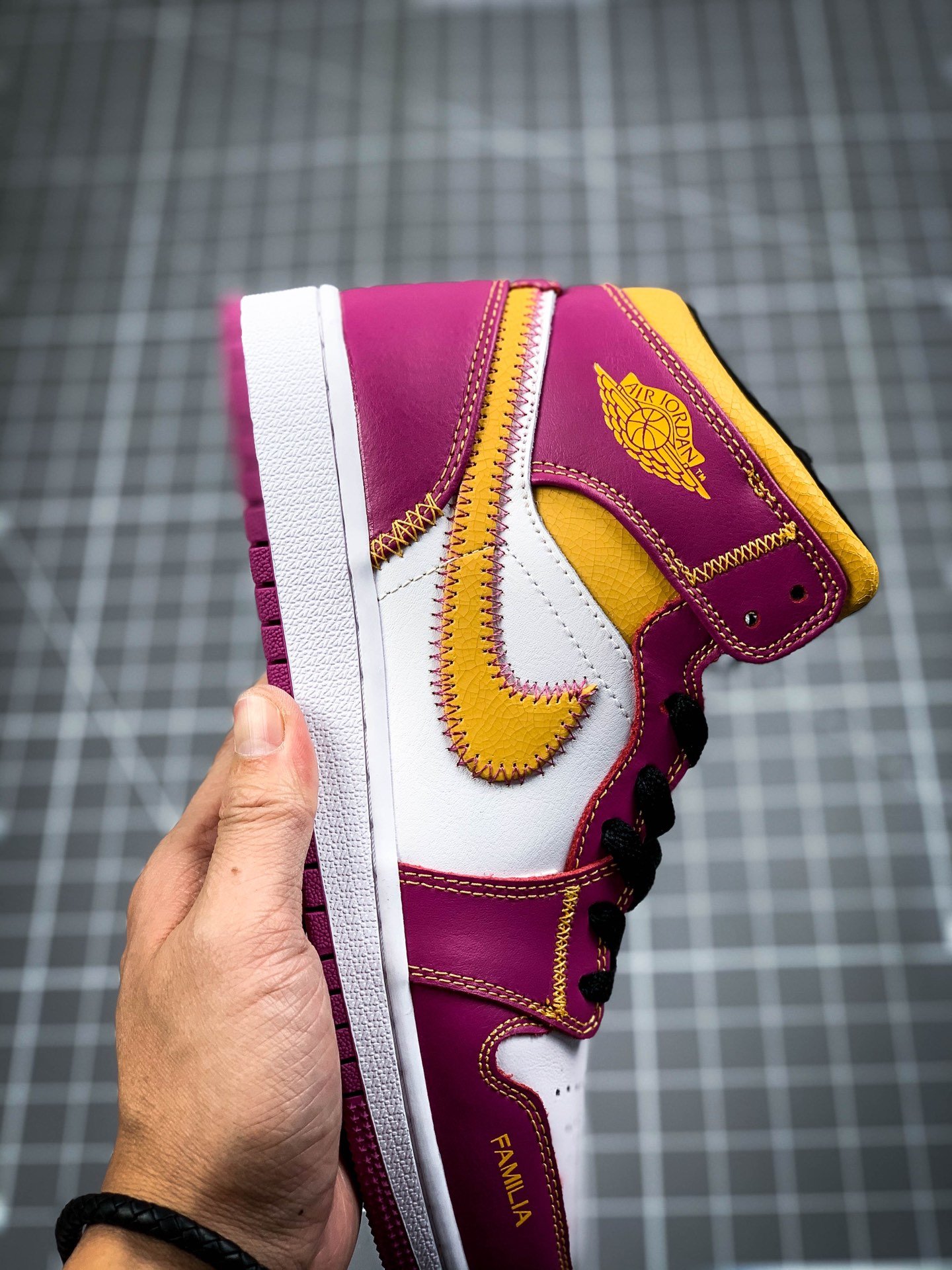 Air Jordan 1 Mid Familia White/Purple/Yellow 15