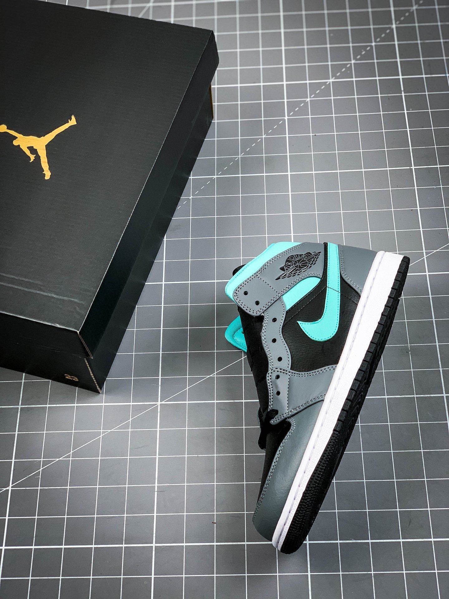 Original Quality Air Jordan 1 Mid Grey/Aqua Blue/White 13