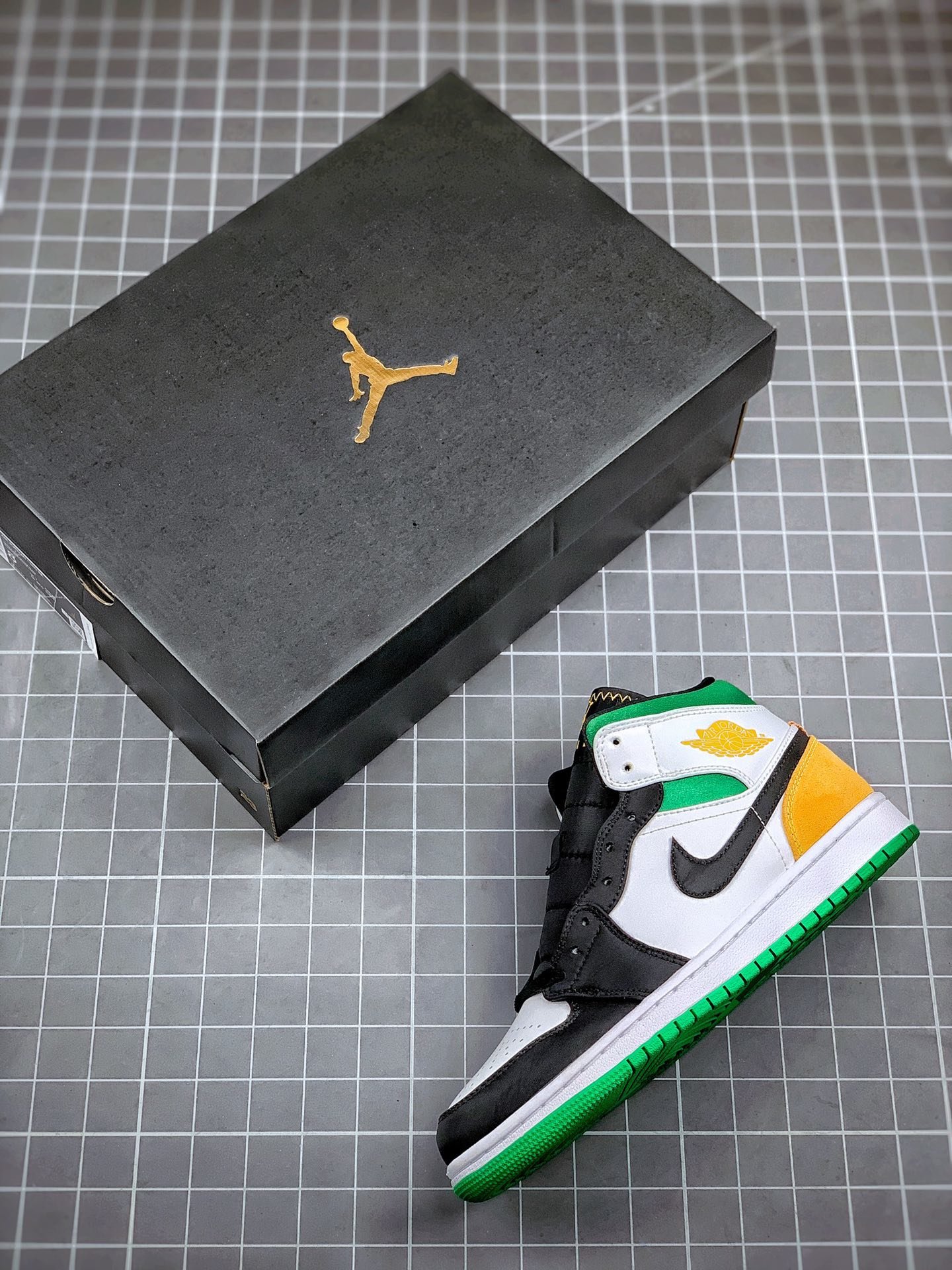 Original Air Jordan 1 Mid Se Oakland White/Laser Orange/Black/Lucky Green 15