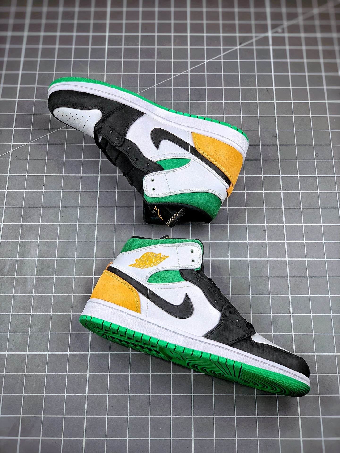 Original Air Jordan 1 Mid Se Oakland White/Laser Orange/Black/Lucky Green 17