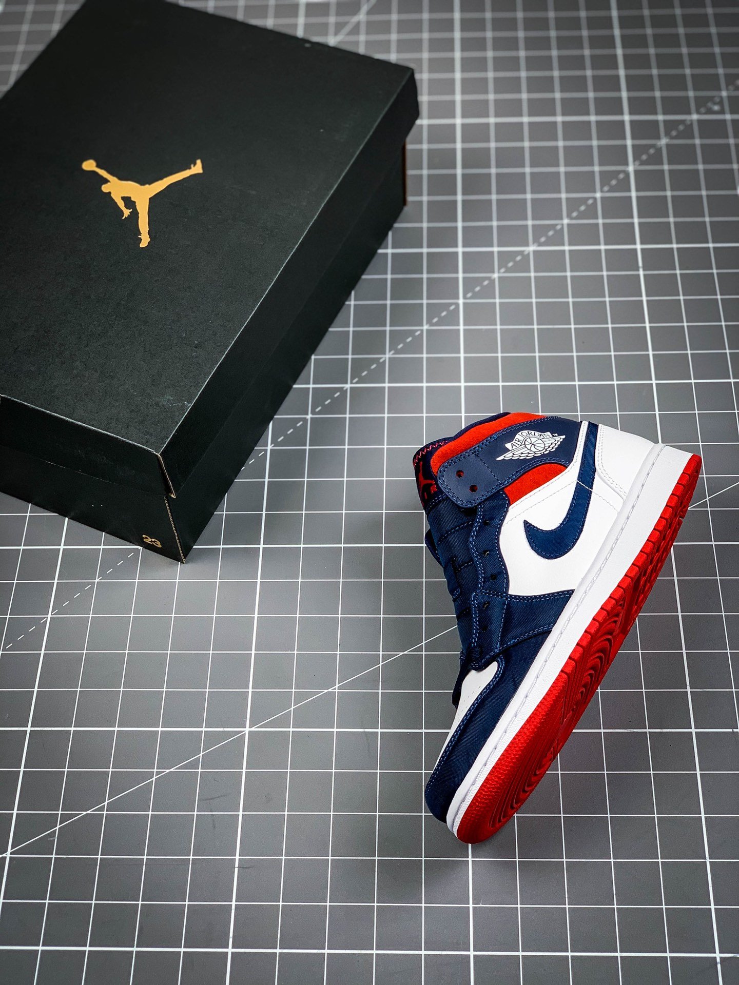 Air Jordan 1 Mid Se Usa Navy Blue/White/Red 5