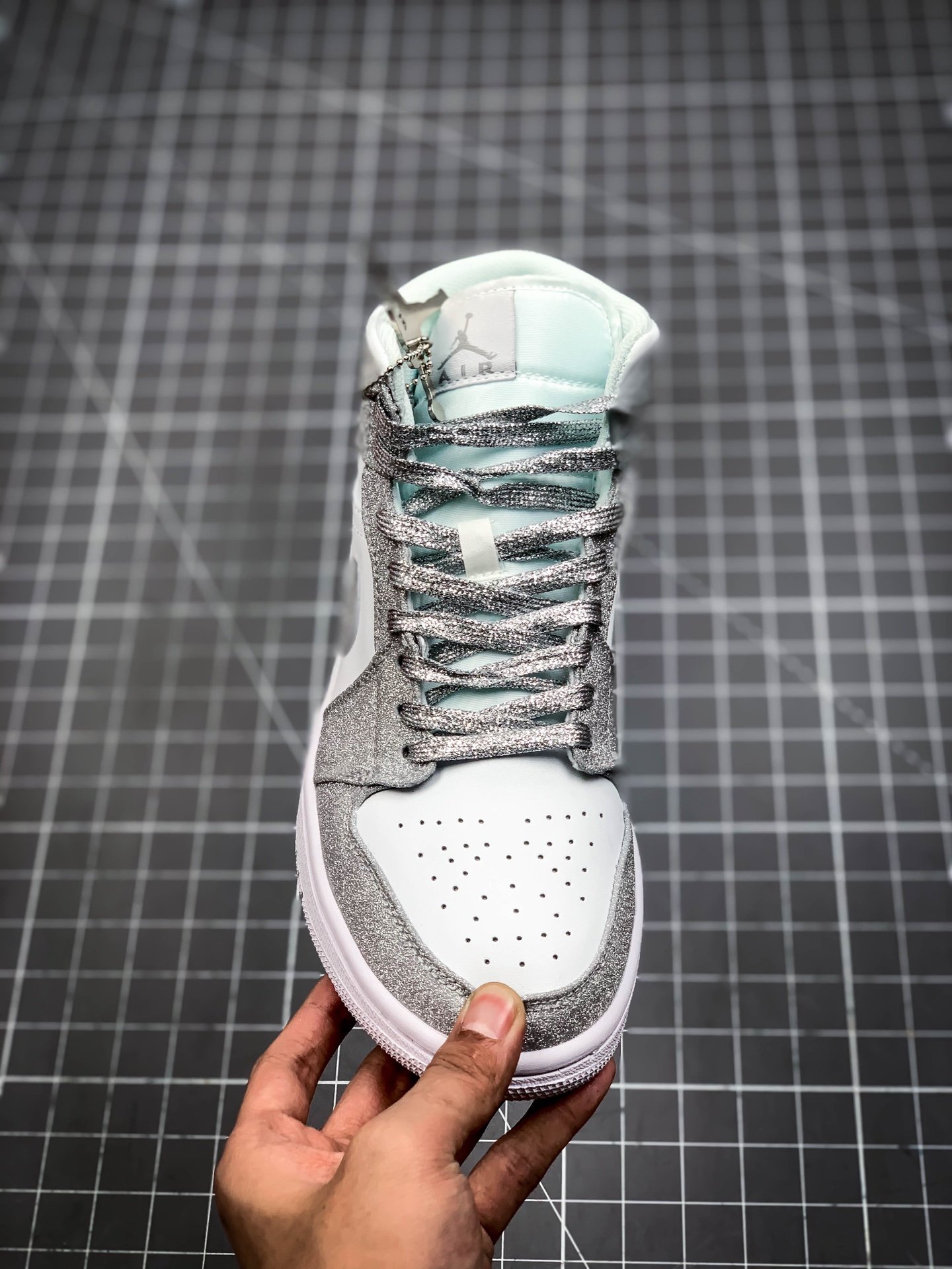 Air Jordan 1 Mid White/Silver 5