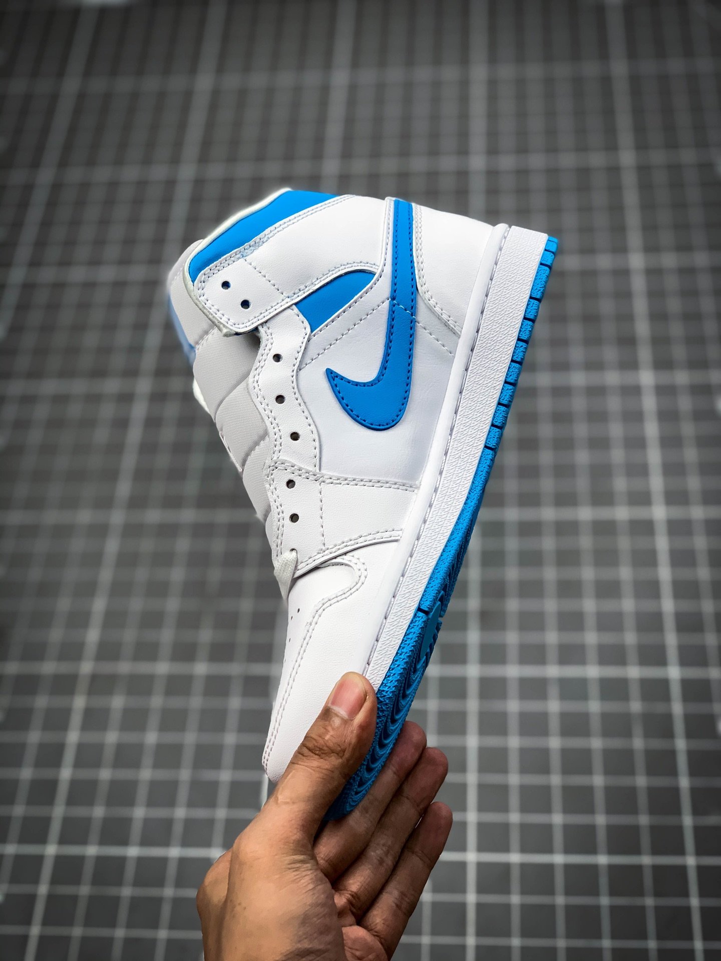 Air Jordan 1 Mid Unc White/White/Blue 15