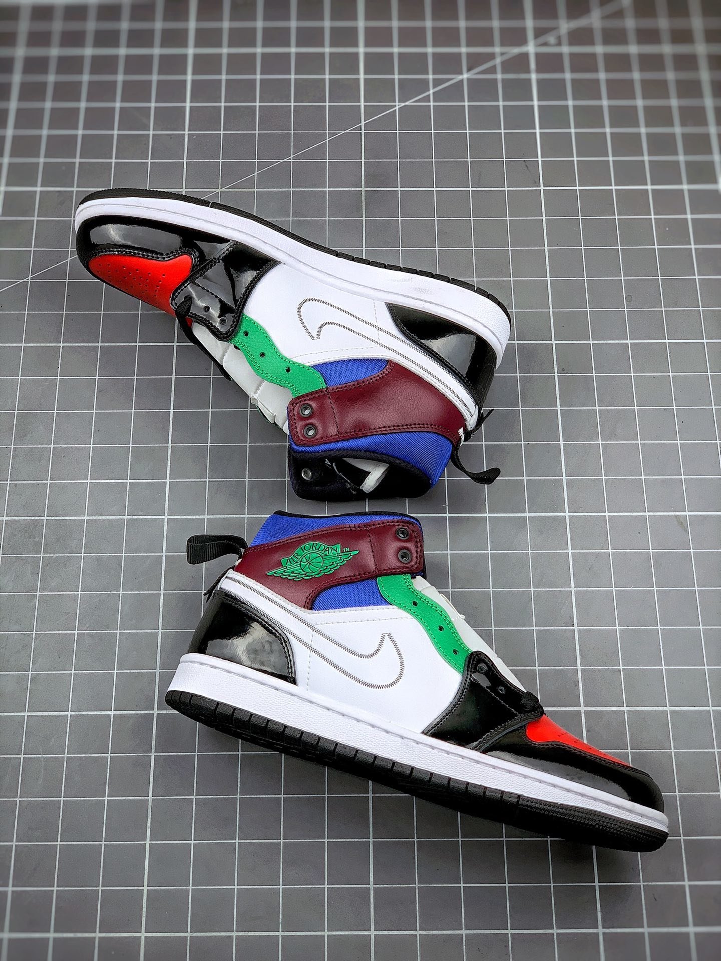 Original Quality Air Jordan 1 Mid Se Black/White/Multi-Color 5