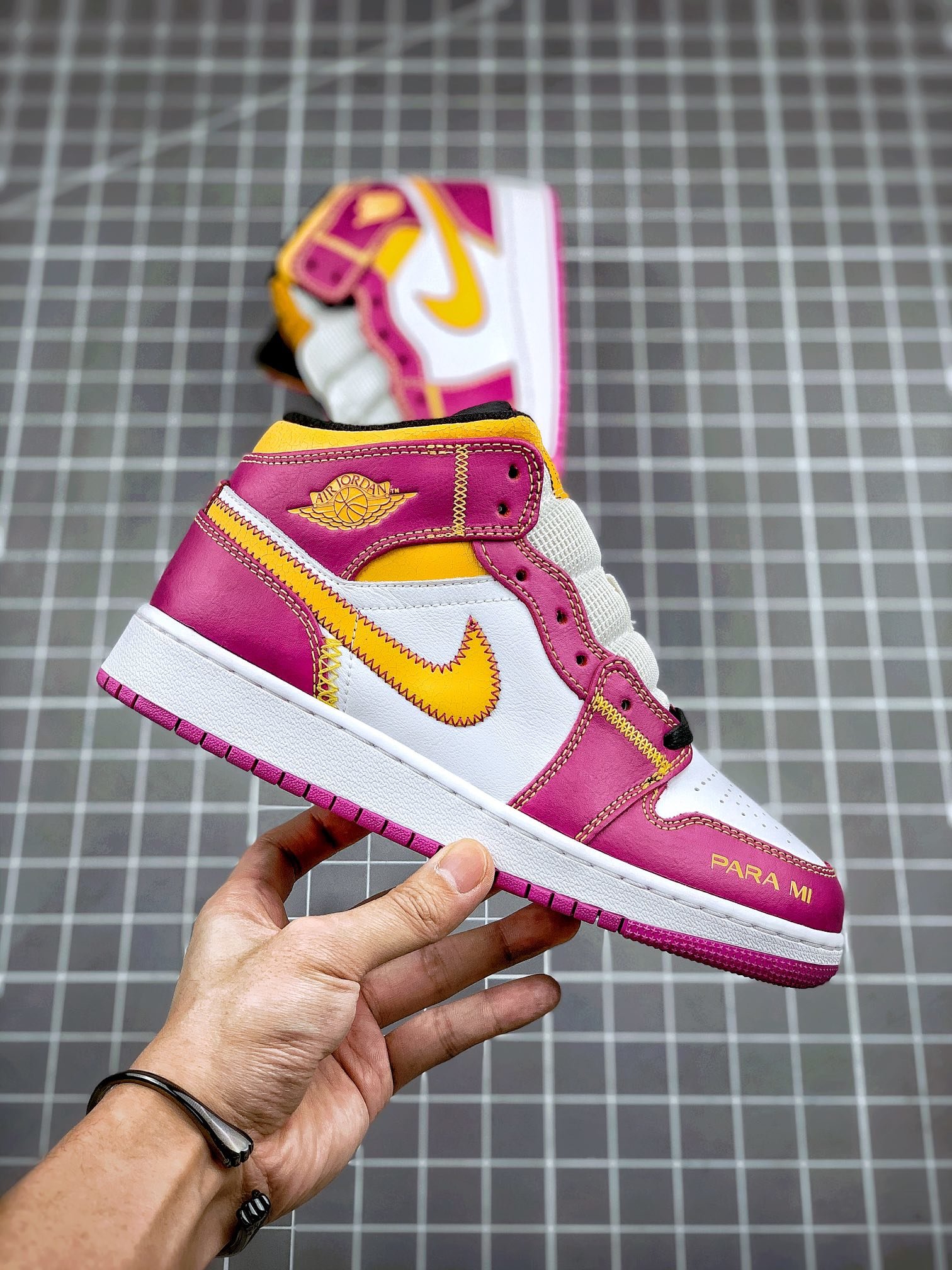 Air Jordan 1 Mid Dia De Los Muertos White/Fuchsia-Orange-Black 13