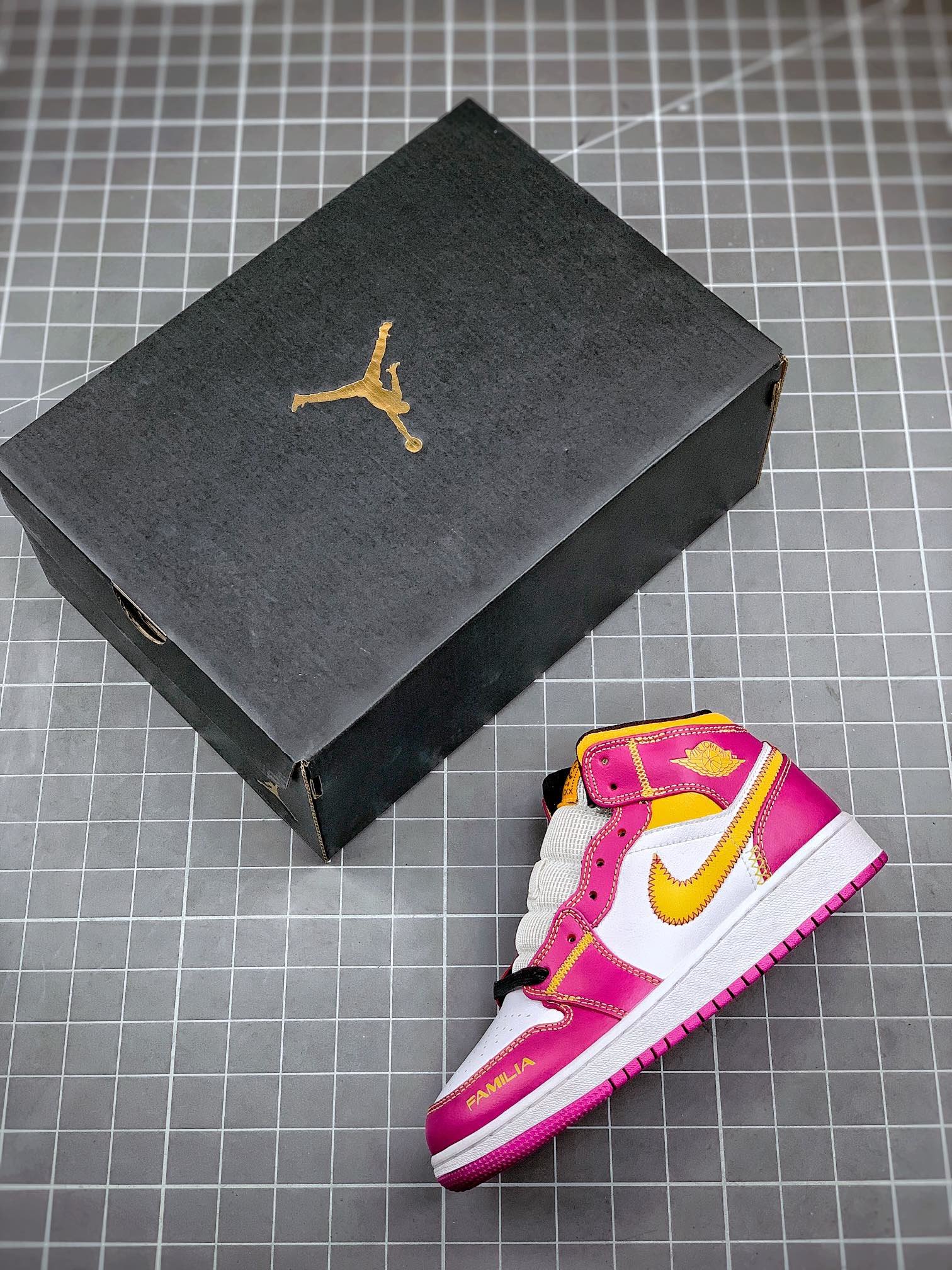 Air Jordan 1 Mid Dia De Los Muertos White/Fuchsia-Orange-Black 15