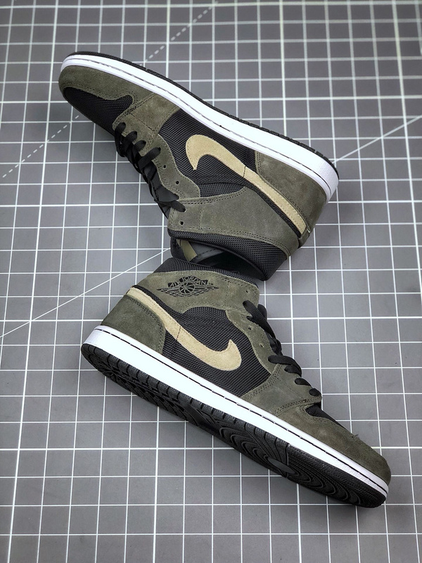 Air Jordan 1 Mid Dark Green/Black/White 17