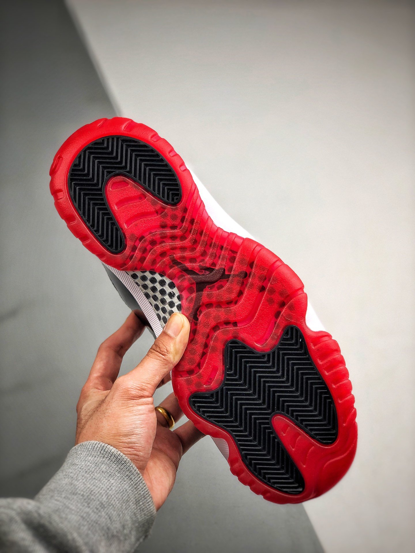 S2 Air Jordan 11 Bred Black/True Red-White 13