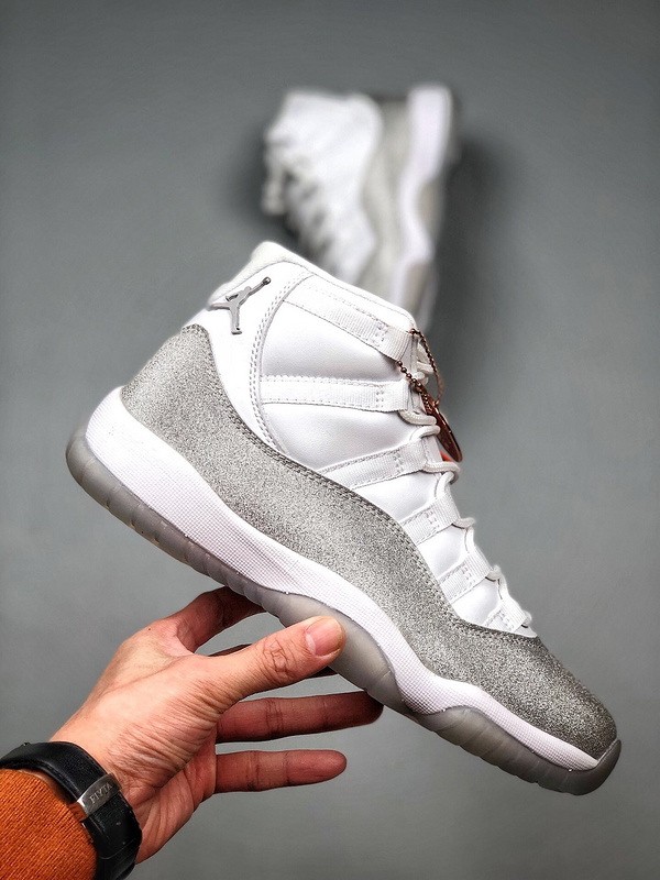 Air Jordan 11 White/Metallic Silver/Vast Grey 9