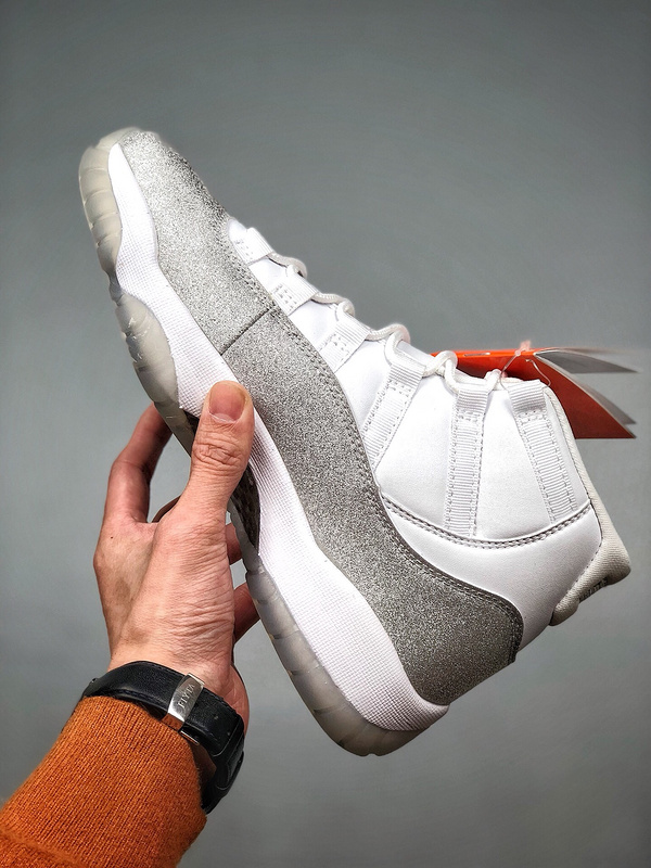 Air Jordan 11 White/Metallic Silver/Vast Grey 13