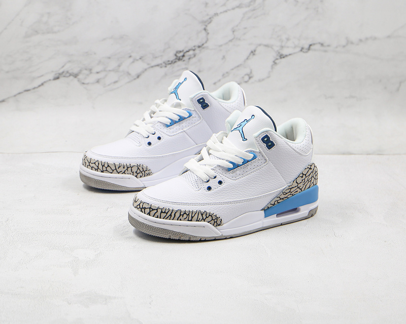 Air Jordan 3 Retro Unc White/Valor Blue/Tech Grey 3