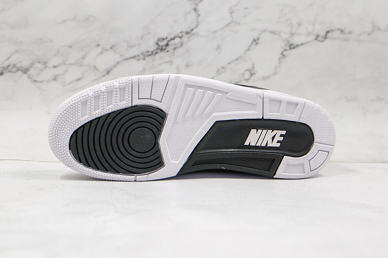 Fragment Design Air Jordan 3 Retro White/Black/White 9