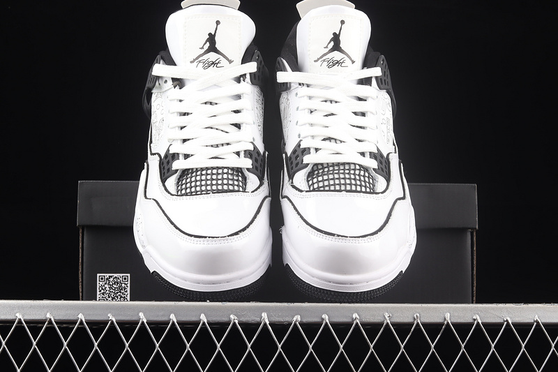 Air Jordan 4 Retro Gs Diy White/Black/Volt 31