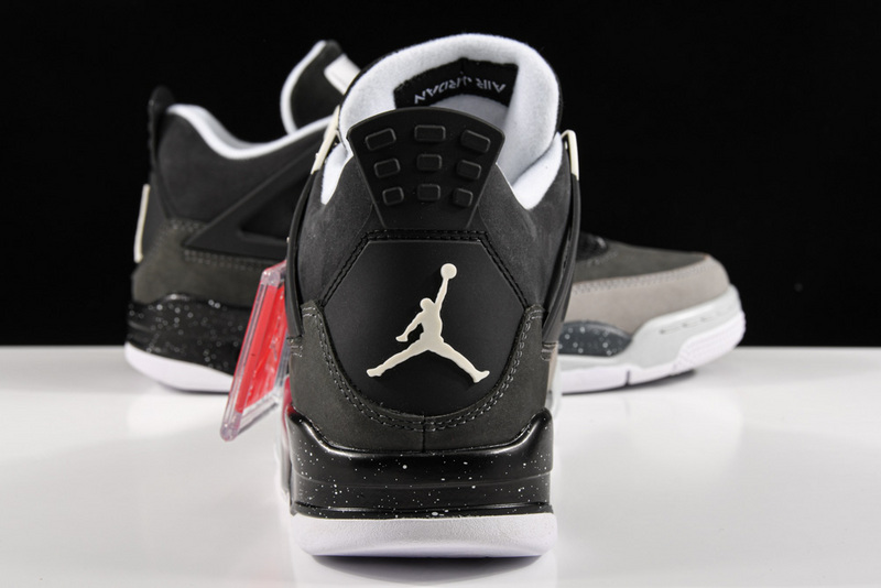 Air Jordan 4 Retro Fear Pack Black/White-Cool Grey/Pltnm 37