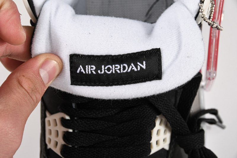 Air Jordan 4 Retro Fear Pack Black/White-Cool Grey/Pltnm 39