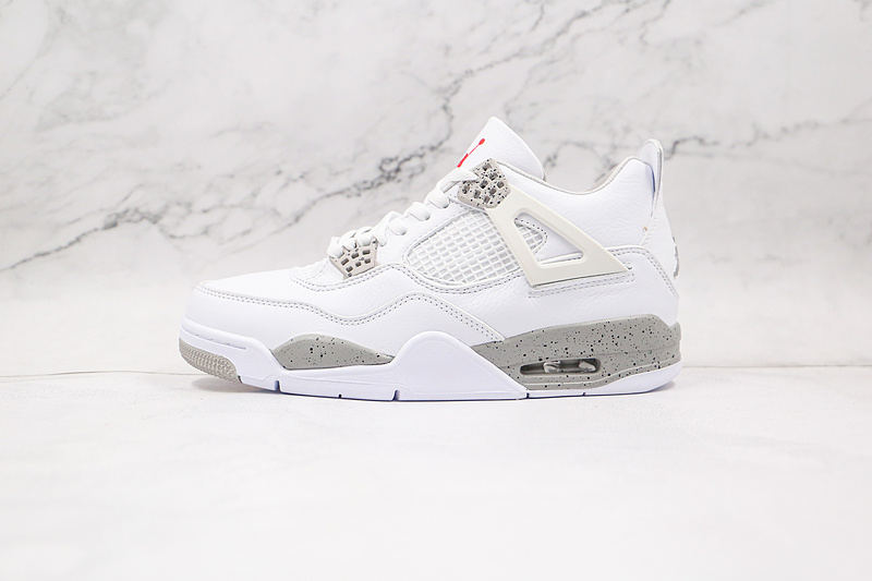 Air Jordan 4 Retro White Oreo White/Tech Grey/Black/Fire Red 3