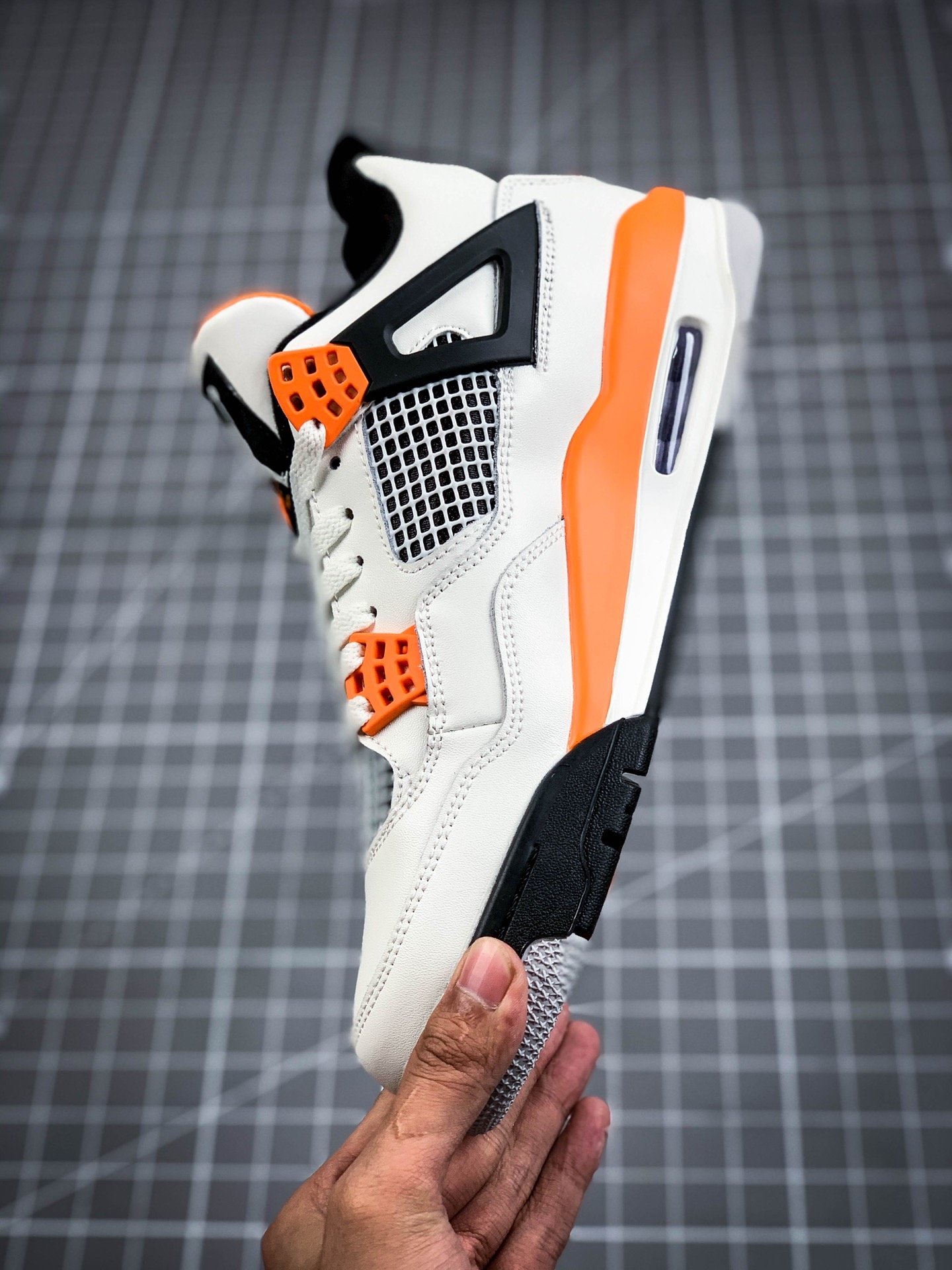 Air Jordan 4 Starfish White/Black-Starfish 3