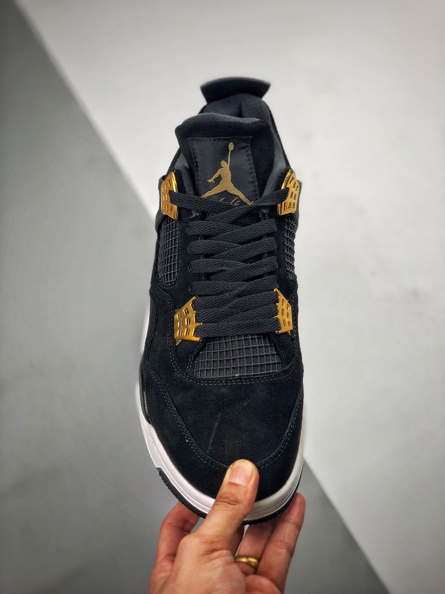 Air Jordan 4 Retro Royalty Black/Metallic Gold-White 9