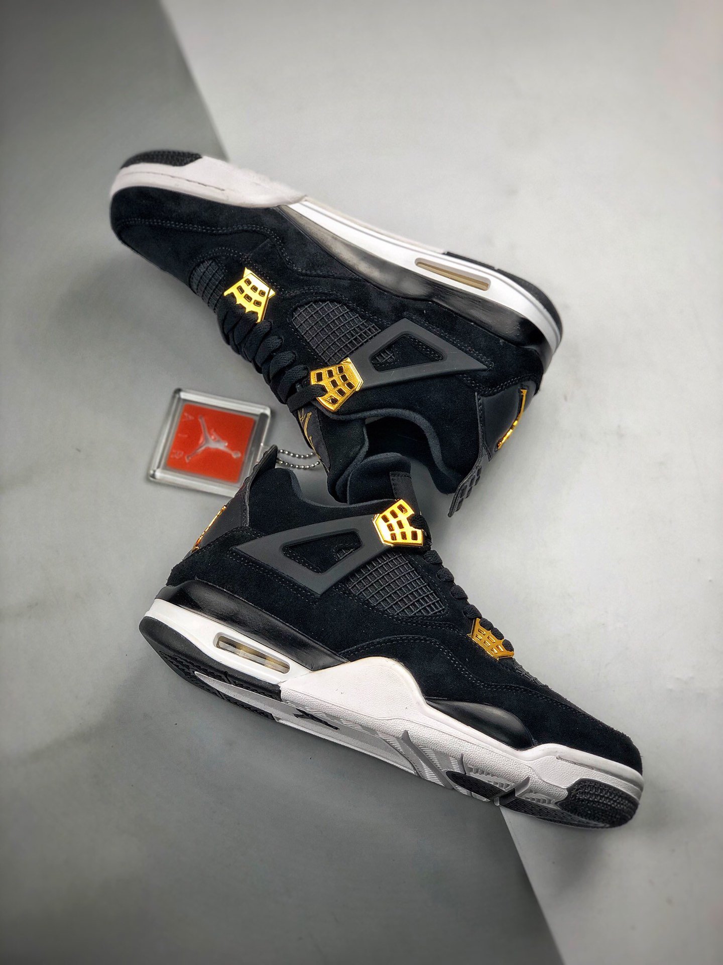 Air Jordan 4 Retro Royalty Black/Metallic Gold-White 11