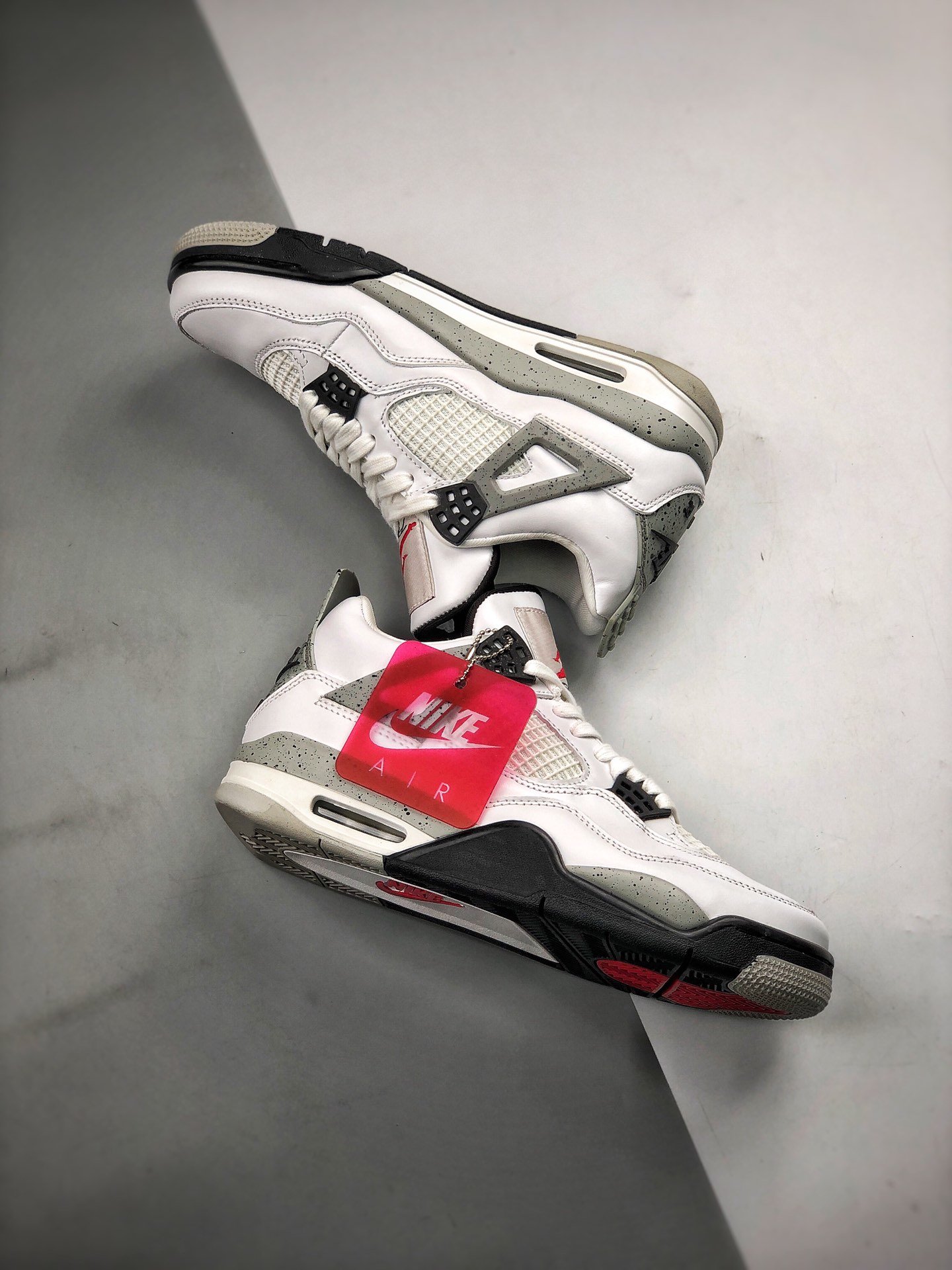 Air Jordan 4 Retro Og Cement White/Fire Red-Black/Grey 3