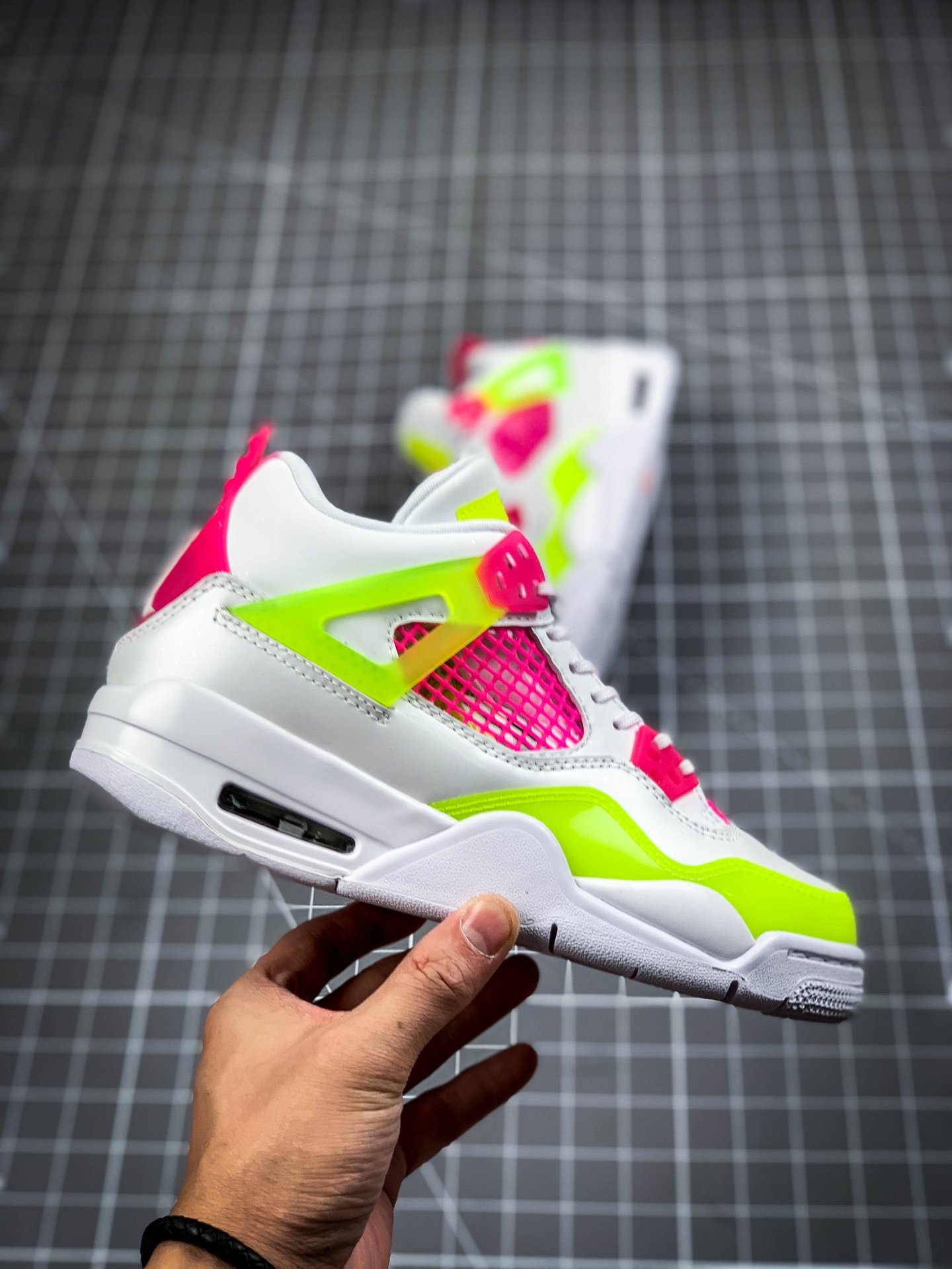 Air Jordan 4 Retro Gs White/Lemon Venom/Pink Blast 13