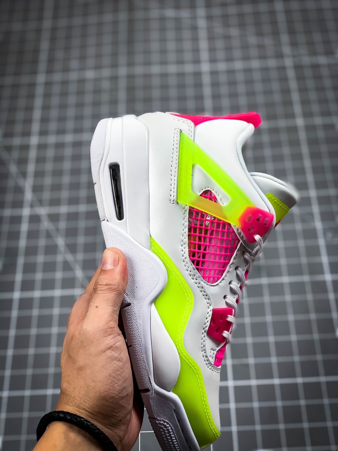 Air Jordan 4 Retro Gs White/Lemon Venom/Pink Blast 17