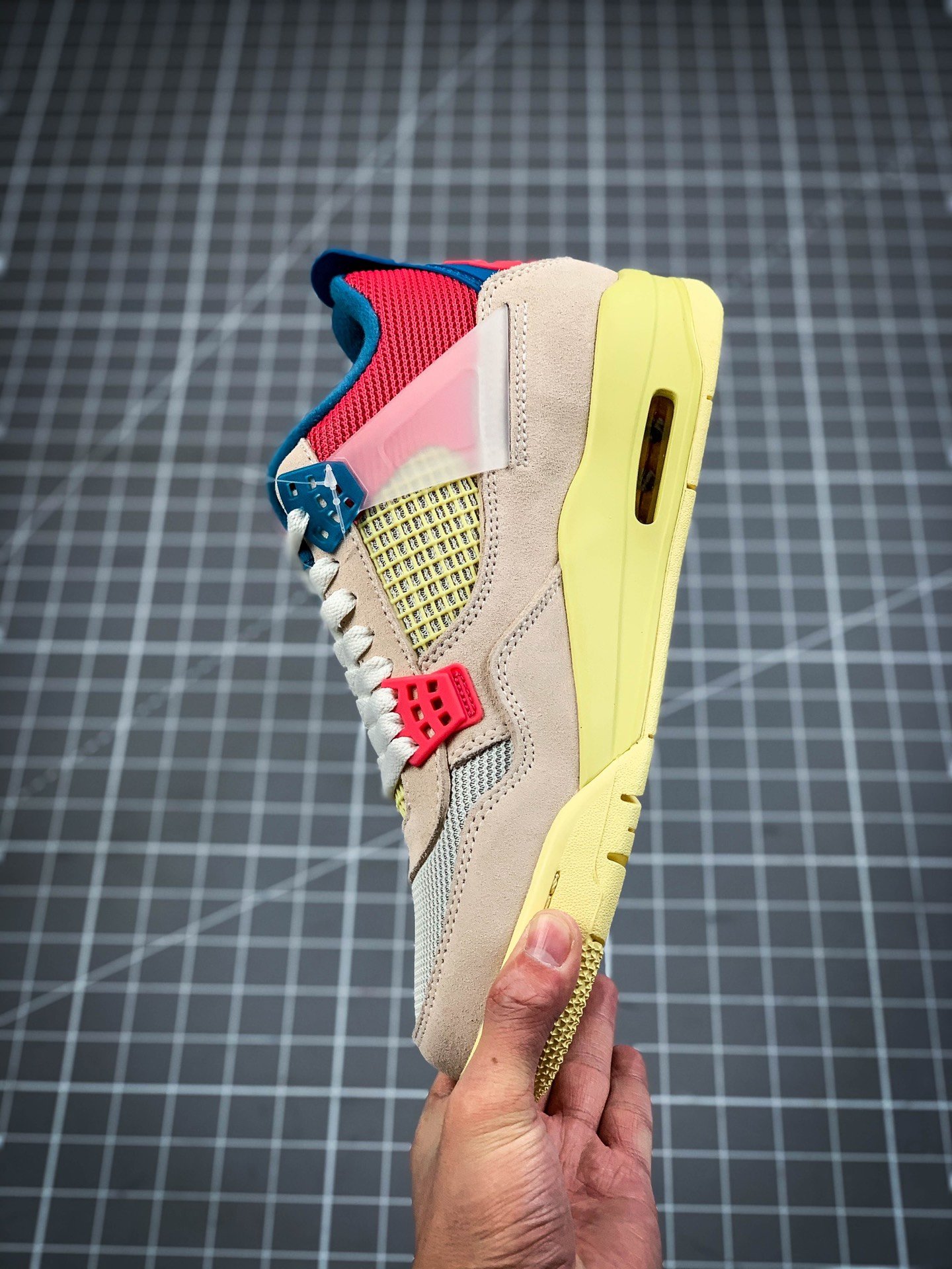 Union La X Air Jordan 4 Guava Ice Beige/Blue/Pink 3