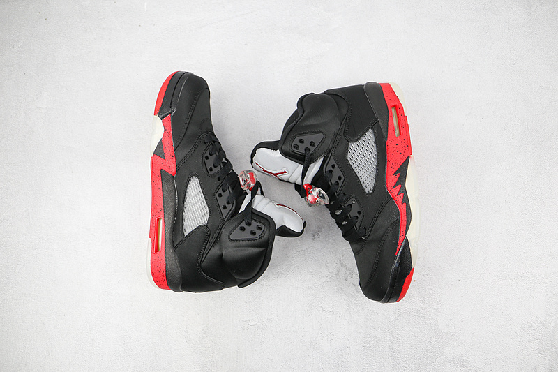 Air Jordan 5 Retro Satin Bred Black/University Red 5