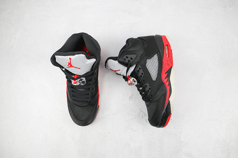 Air Jordan 5 Retro Satin Bred Black/University Red 15