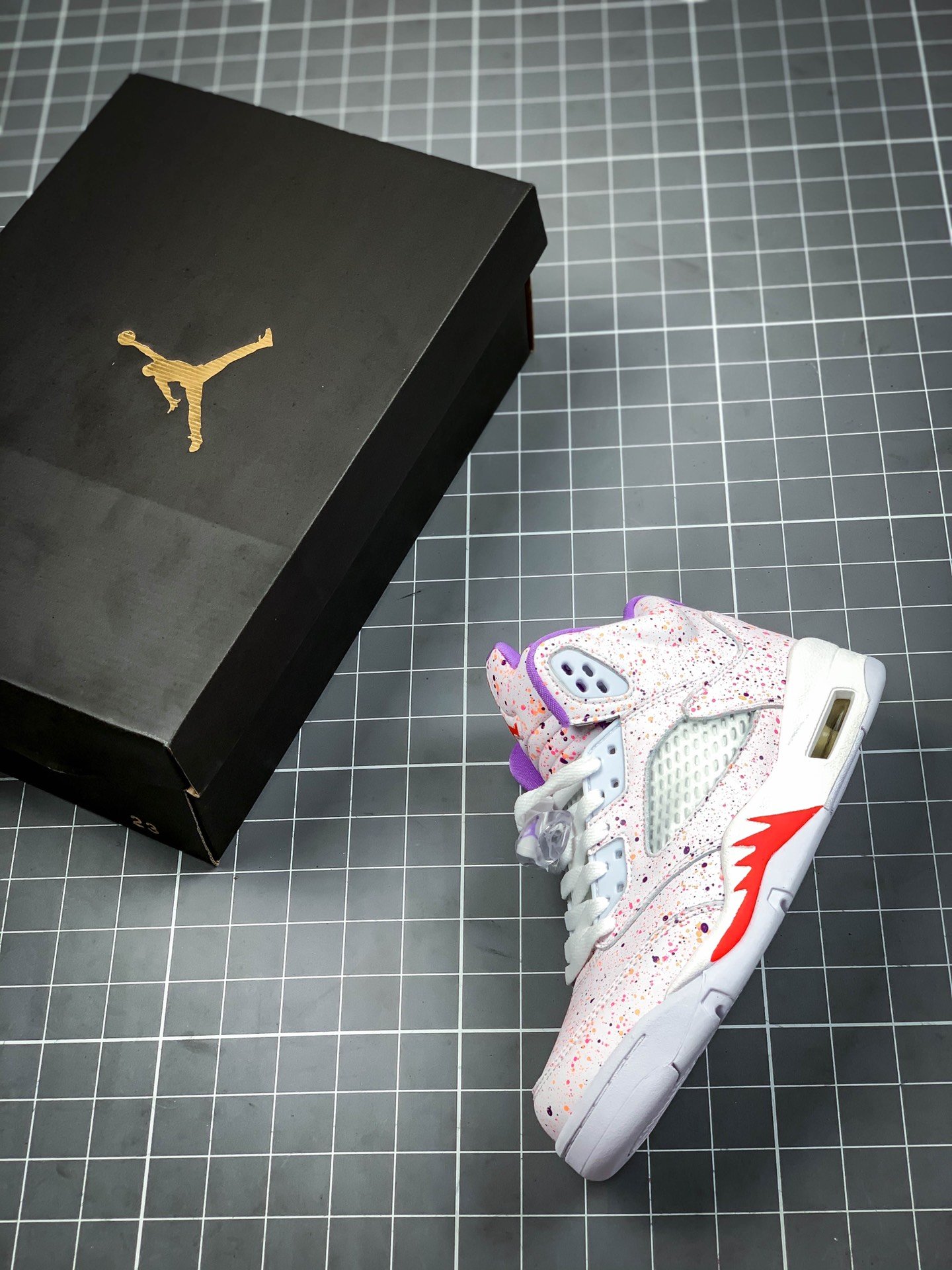 Air Jordan 5 Gs Easter White/Laser Crimson-Voltage Purple 7