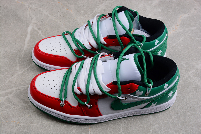 Air Jordan 1 Low Christmas White/Lucky Green/Red 7