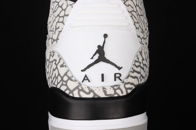 Jordan Legacy 312 Flip White/White-Black 15