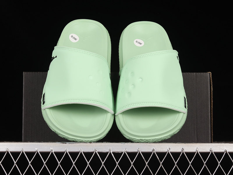 Air Jordan Play Slide Seafoam/Photon Dust/Black 7