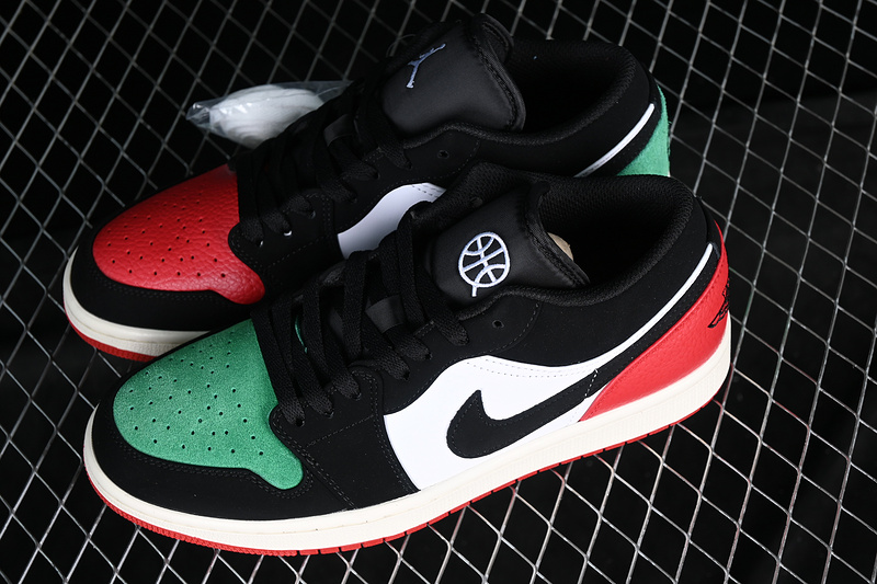 Air Jordan 1 Low Quai 54 Black/White/Green/Red 29