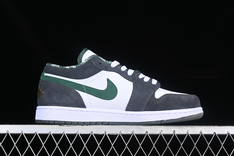 Air Jordan 1 Retro Low White/Deep Forest-Light Grgaphite 9